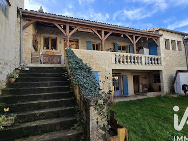 Vente Maison 1 pièce 264 m2 Prayssac