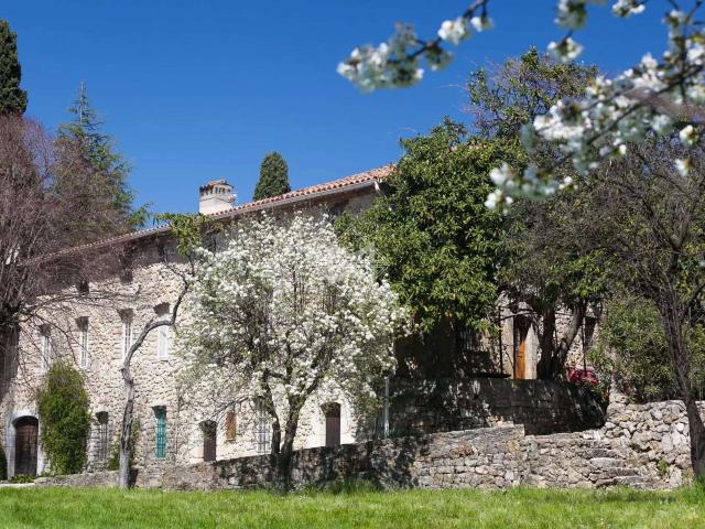 Vente maison 20 pièces Opio 06