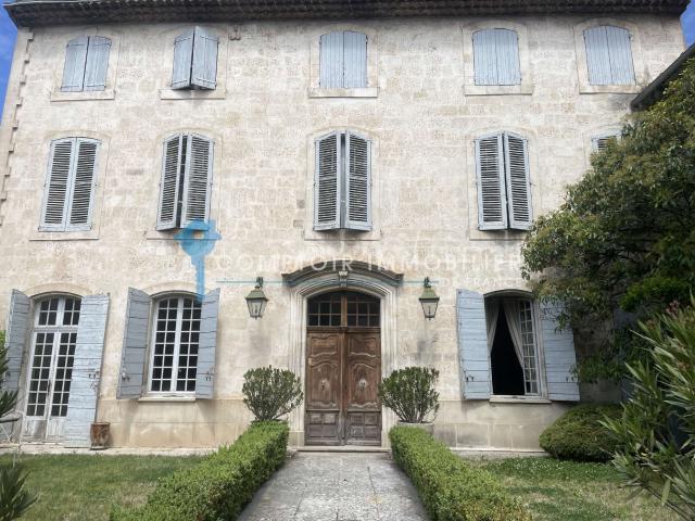 Vente maison 20 pièces Apt 84