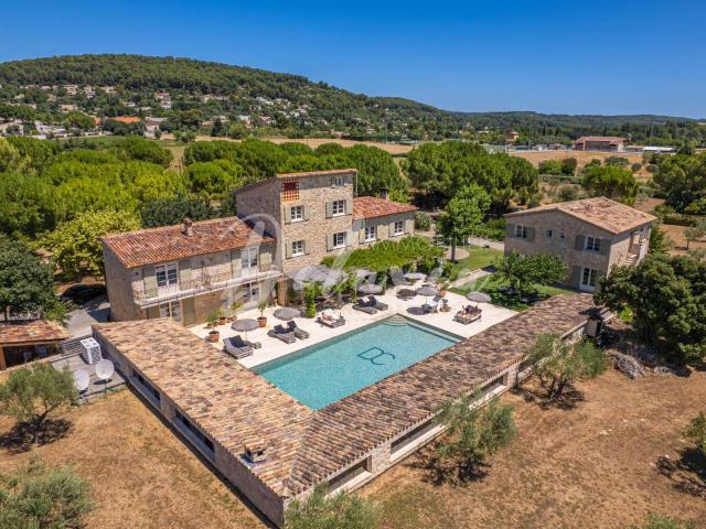 Vente maison 20 pièces Lorgues 83