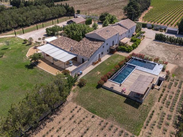 Vente maison 20 pièces Pernes les Fontaines 84