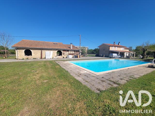 Vente Maison 20 pièces 450 m2 Etauliers