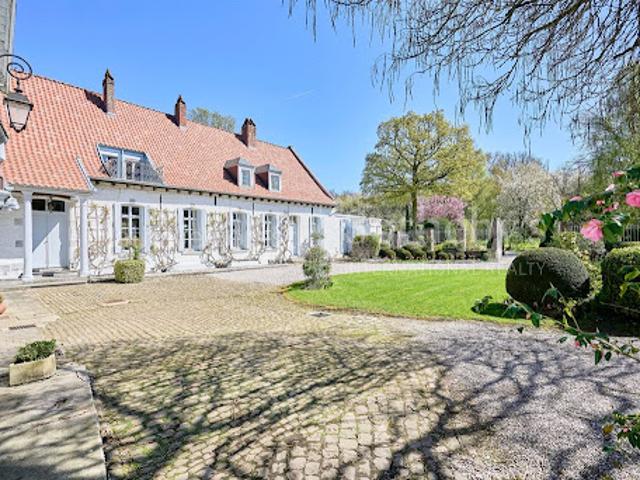 Vente Maison 20 pièces 452 m2 Lecelles