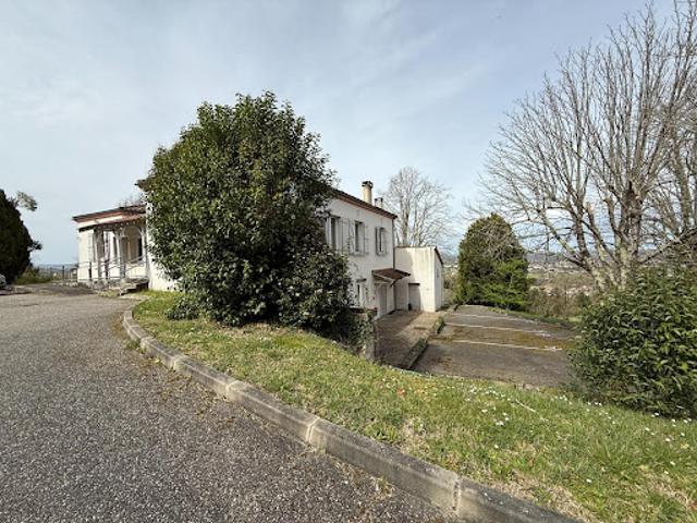 Vente Maison 20 pièces 550 m2 Pujols