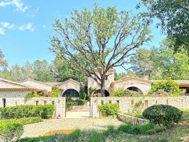 Vente Maison 20 pièces 600 m2 Cannes la bocca