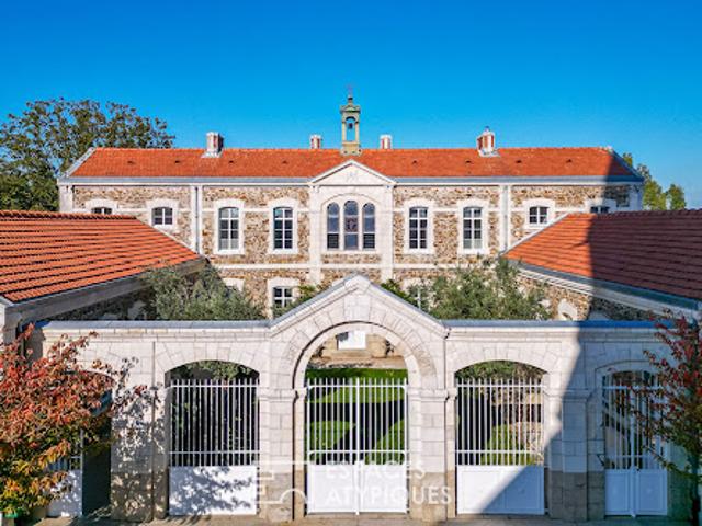 Vente Maison 20 pièces 608 m2 Les Herbiers