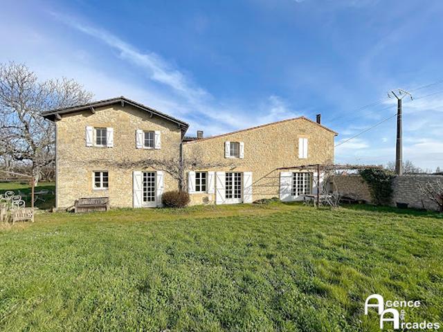 Vente Maison 20 pièces 615 m2 Naujan et Postiac