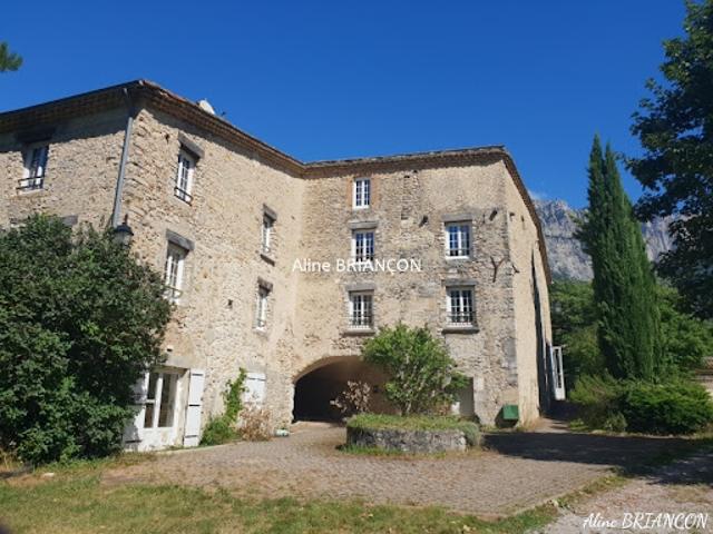 Vente Maison 20 pièces 757 m2 Romeyer