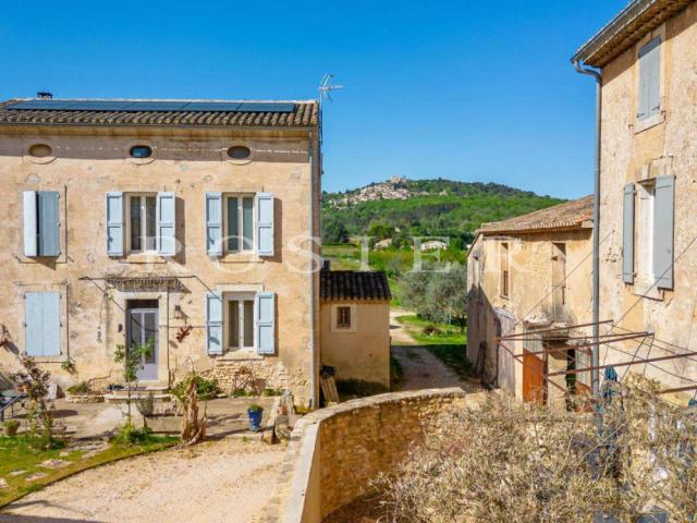 Vente maison 21 pièces Bonnieux 84