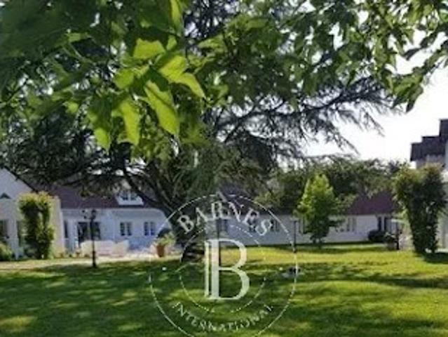 Vente Maison 21 pièces 703 m2 Tremblay les Villages