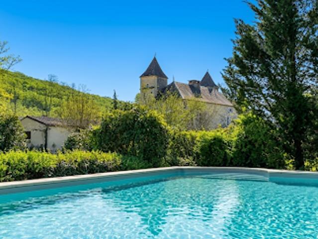 Vente Maison 22 pièces 348 m2 Léobard