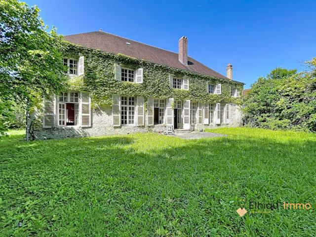 Vente Maison 22 pièces 442 m2 Bayel
