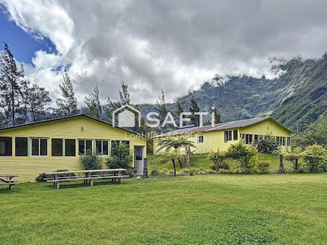Vente Maison 22 pièces 640 m2 Cilaos