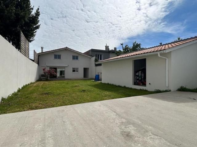Vente Maison 230m2 BEGLES 33130