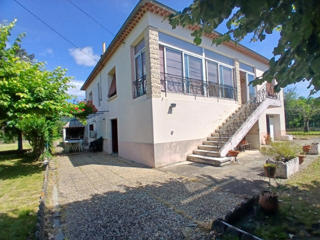 VENTE MAISON 245 M2 DONT 175 M2 HAB SALINDRES
