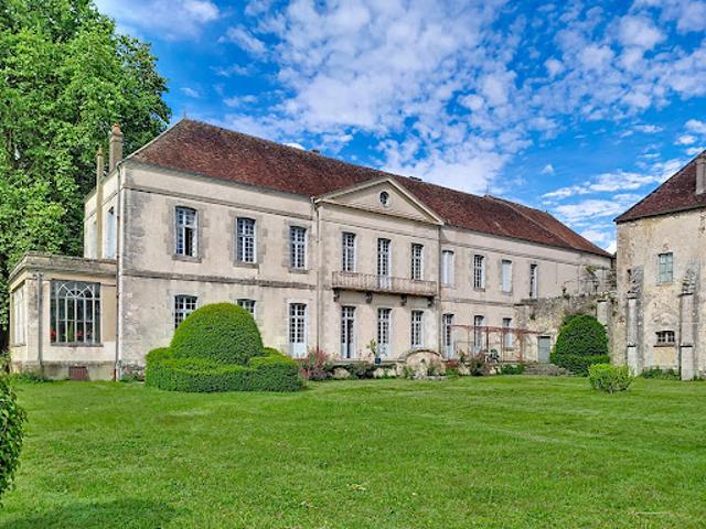 Vente Maison 28 pièces 985 m2 Talus Saint Prix