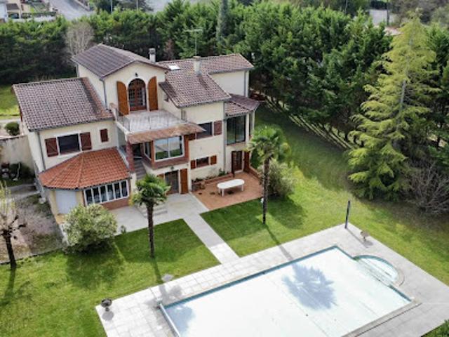 Vente Maison 298 m2 Auch