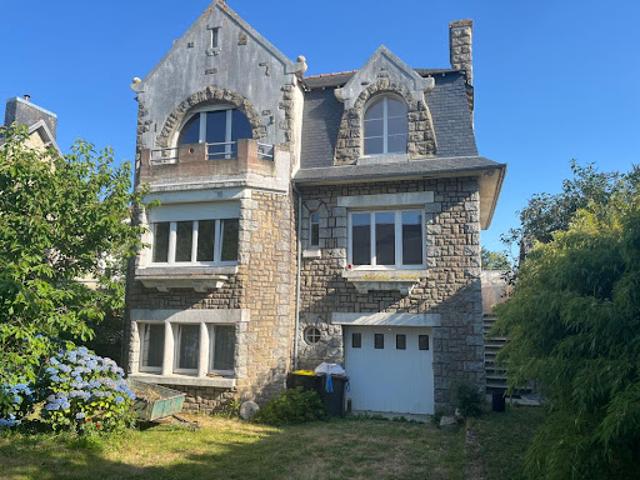 Vente Maison 2 pièces 105.89 m2 Rostrenen