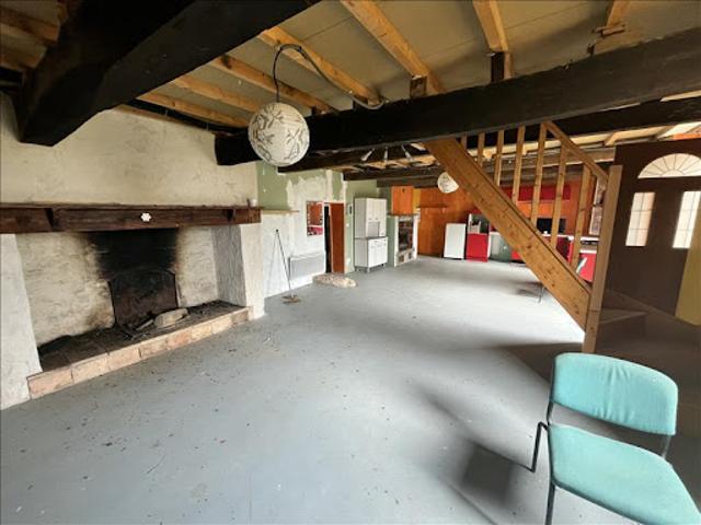 Vente Maison 2 pièces 253 m2 Saint Loup