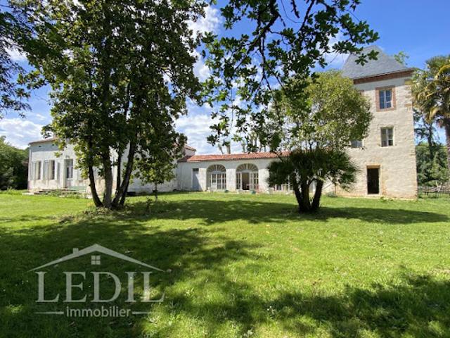 Vente Maison 6 pièces 350 m2 Nogaro