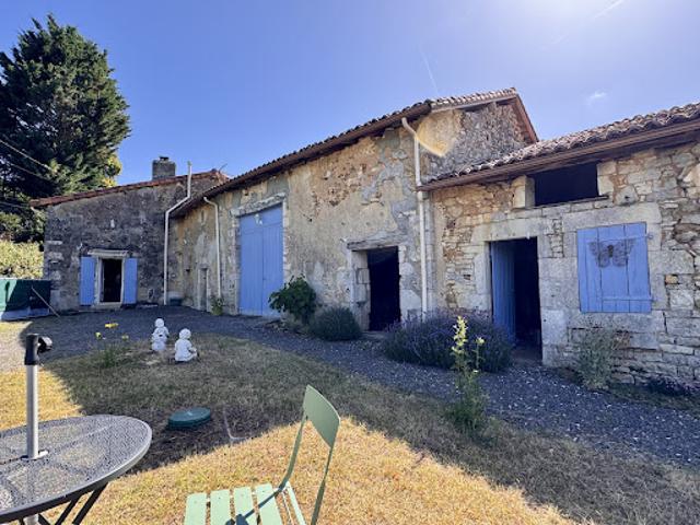 Vente Maison 2 pièces 50 m2 Cellefrouin