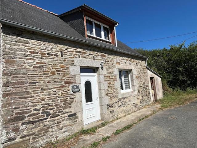 Vente Maison 2 pièces 56.29 m2 Maël Carhaix