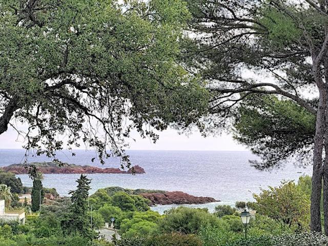 Vente Maison 2 pièces 60.75 m2 Saint raphael