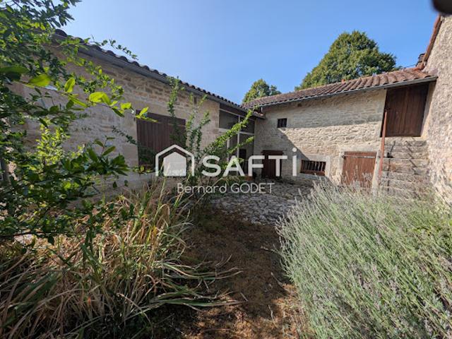 Vente Maison 2 pièces 66 m2 Bioussac