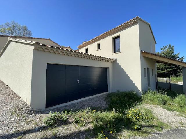 Vente Maison 2 pièces 83 m2 Entrechaux