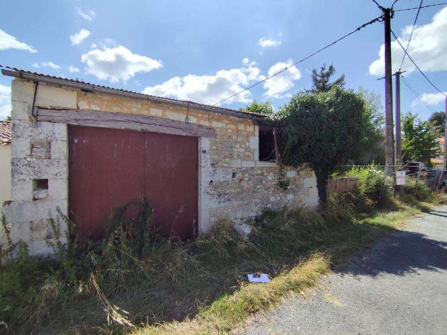 Vente maison 2 pièces Chaniers 17