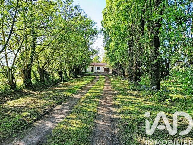 Vente maison 2 pièces Benet 85
