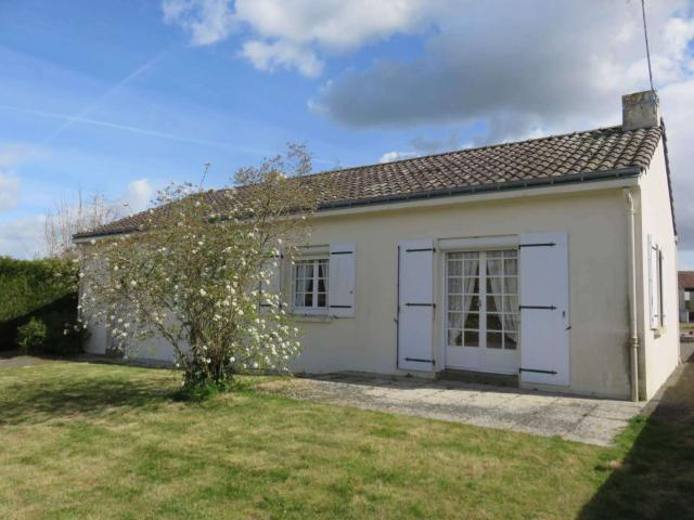 Vente maison 2 pièces Saint Étienne de Mer Morte 44