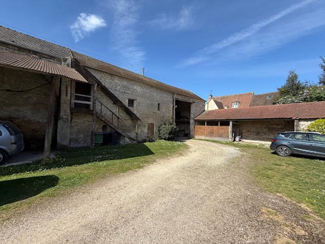 Vente Maison 30 pièces 550 m2 Chantilly