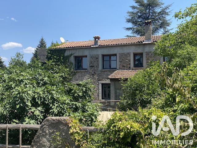 Vente Maison 32 pièces 885 m2 Roquedur