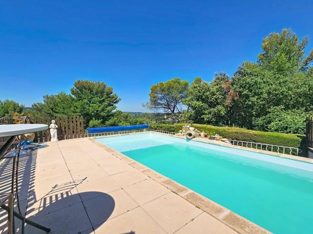 Vente maison 7 Pièce s 190m² Simiane Collongue