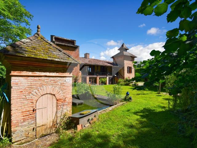 Vente maison 7 pièce s 240m² Saint Nauphary