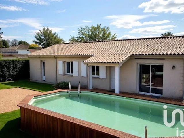Vente Maison 7 pièces 107 m2 Saint Seurin sur l'Isle