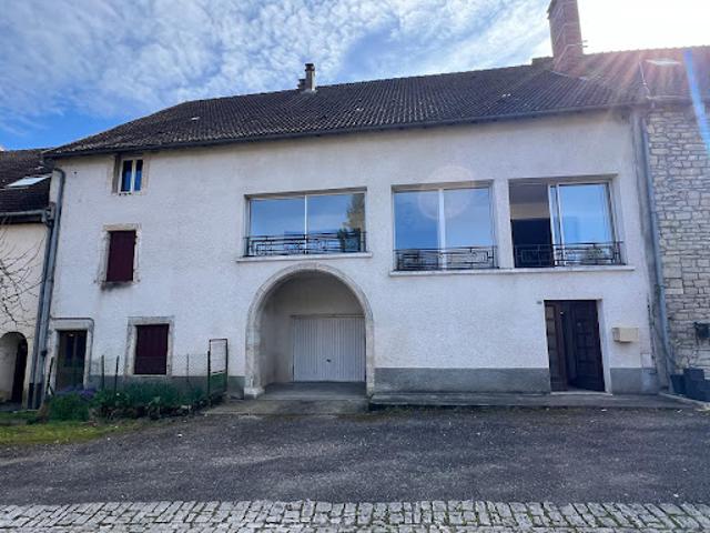 Vente Maison 7 pièces 108 m2 Villersexel