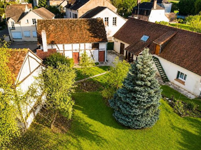 Vente Maison 7 pièces 115 m2 Champcevrais