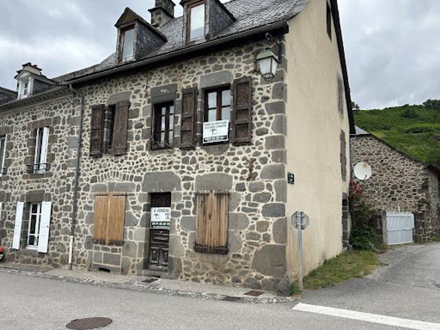 Vente Maison 7 pièces 116 m2 Saint Martin Valmeroux