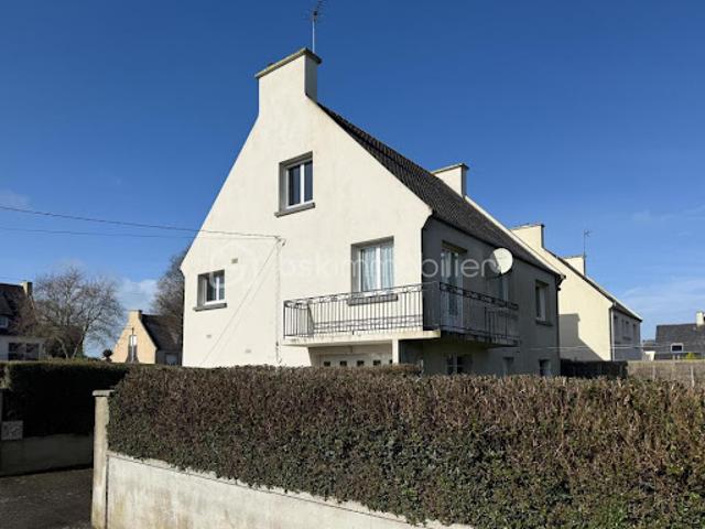 Vente Maison 7 pièces 117 m2 Ploudalmézeau