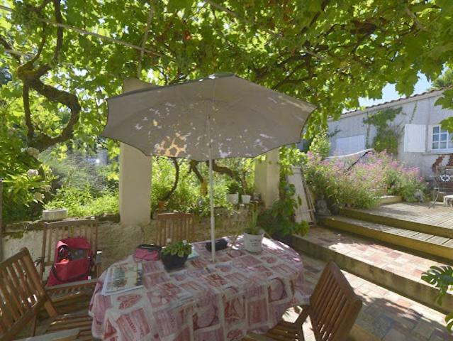 Vente Maison 7 pièces 110 m2 Barzan