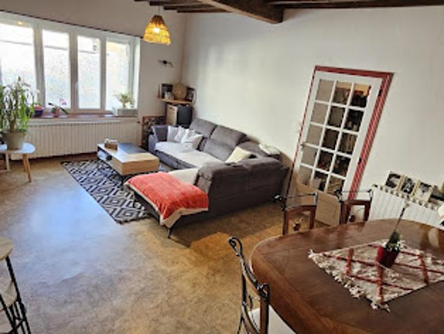 Vente Maison 7 pièces 110 m2 Saint Bonnet près Riom