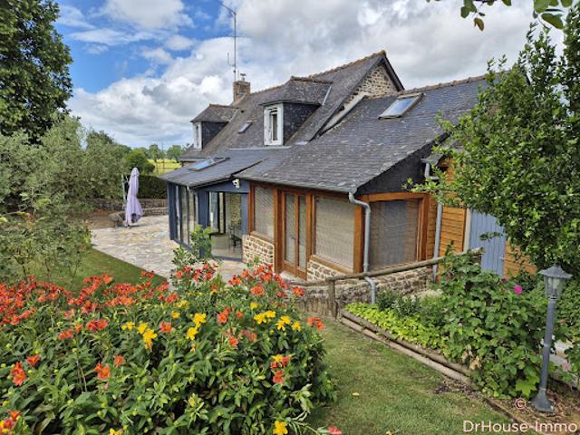 Vente Maison 7 pièces 111 m2 Gorron