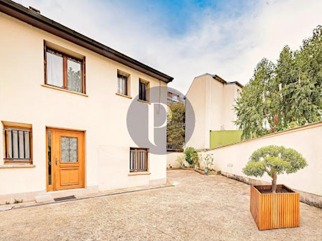 Vente Maison 7 pièces 125 m2 Arcueil