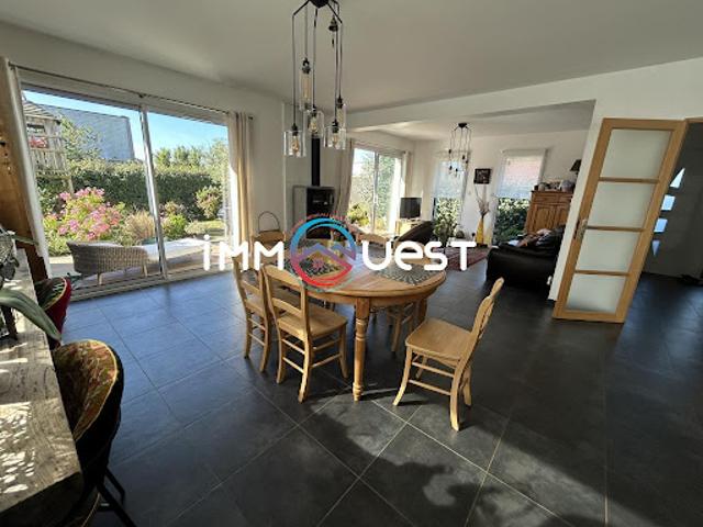 Vente Maison 7 pièces 125 m2 Beuvrequen