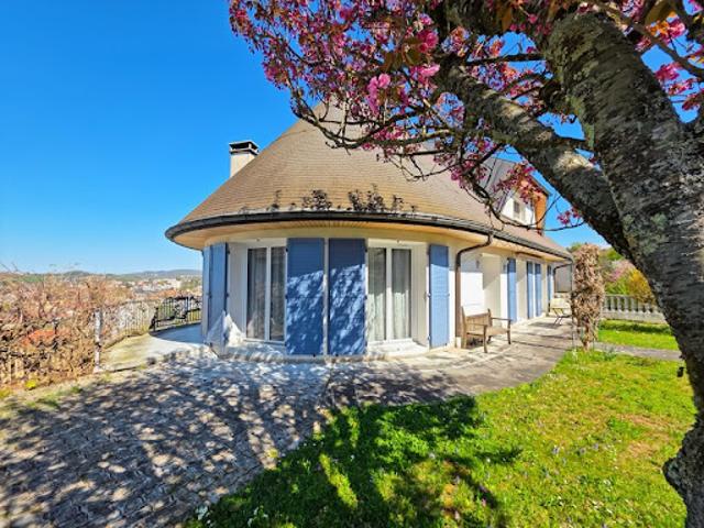 Vente Maison 7 pièces 125 m2 Lons le Saunier