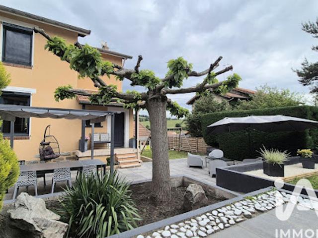 Vente Maison 7 pièces 125 m2 Roche la moliere