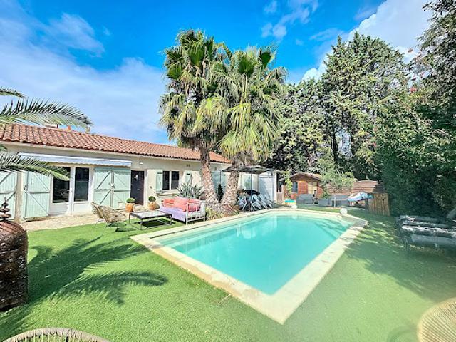 Vente Maison 7 pièces 125 m2 Six Fours les Plages