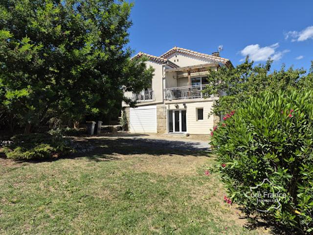 Vente Maison 7 pièces 128 m2 Aubenas